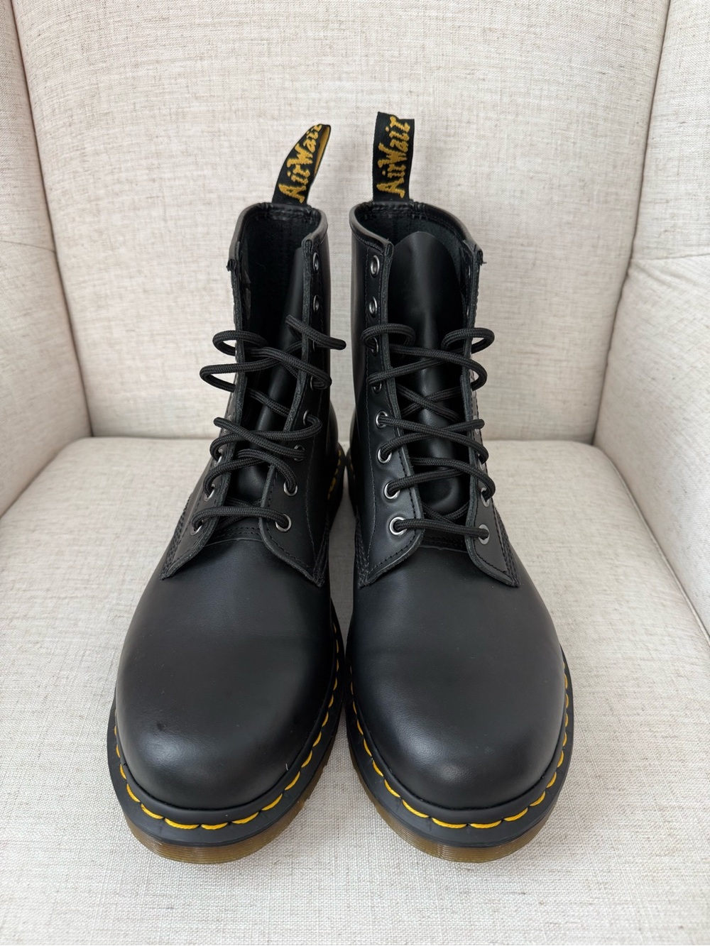 New Dr. Martens 1460 Smooth Leather Lace Up Boots Mens 12 Black 8 Eye Combat - Picture 3 of 9